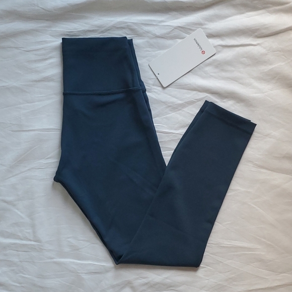 lululemon athletica Pants - BNWT Lululemon Wunder Train 25" Submarine